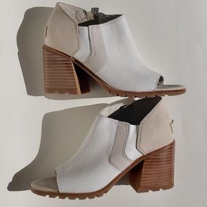 SOREL NADIA ANKLE BOOTIE